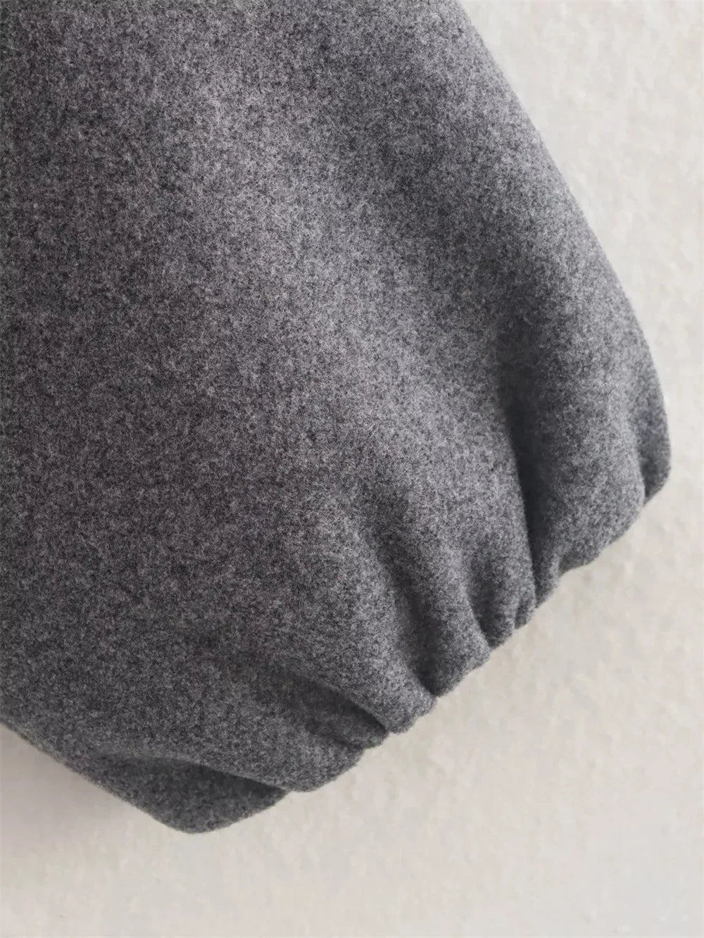 Women’s Retro Bomber Jacket – Soft Zipper Coat (Autumn/Winter)