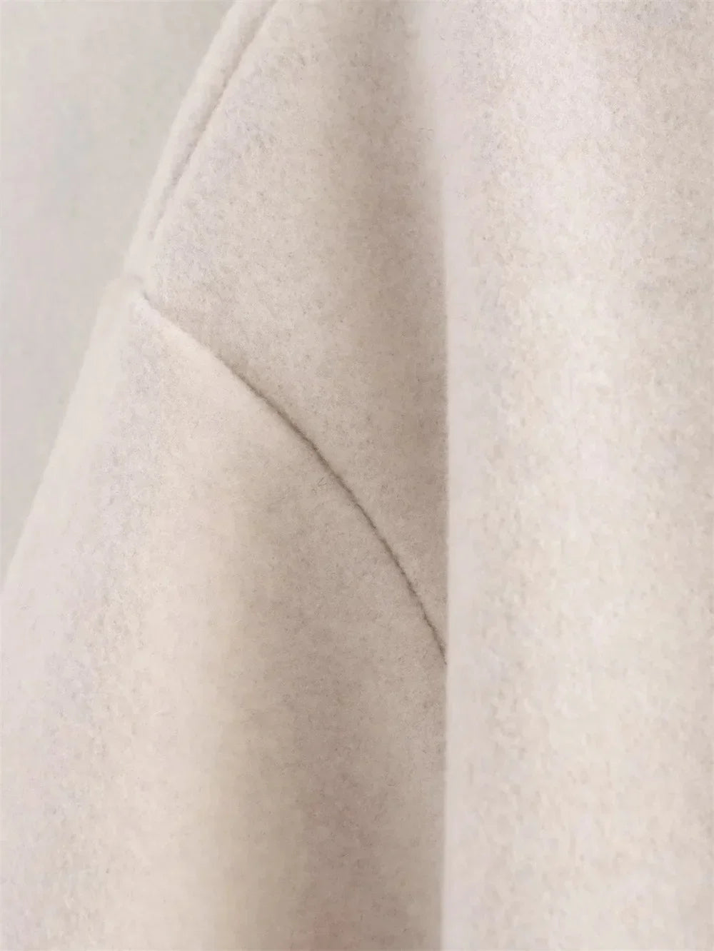 Women’s Retro Bomber Jacket – Soft Zipper Coat (Autumn/Winter)