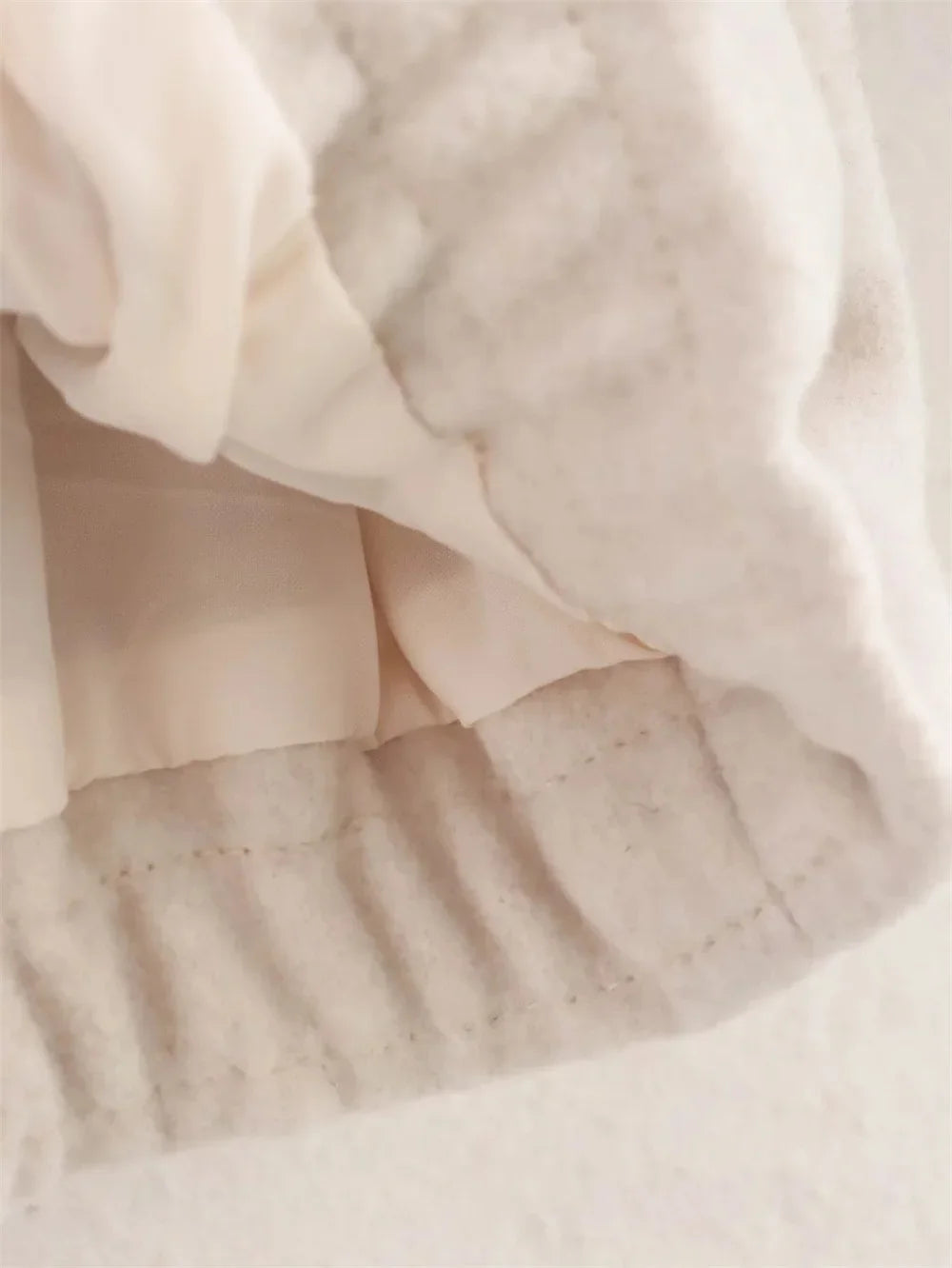 Women’s Retro Bomber Jacket – Soft Zipper Coat (Autumn/Winter)